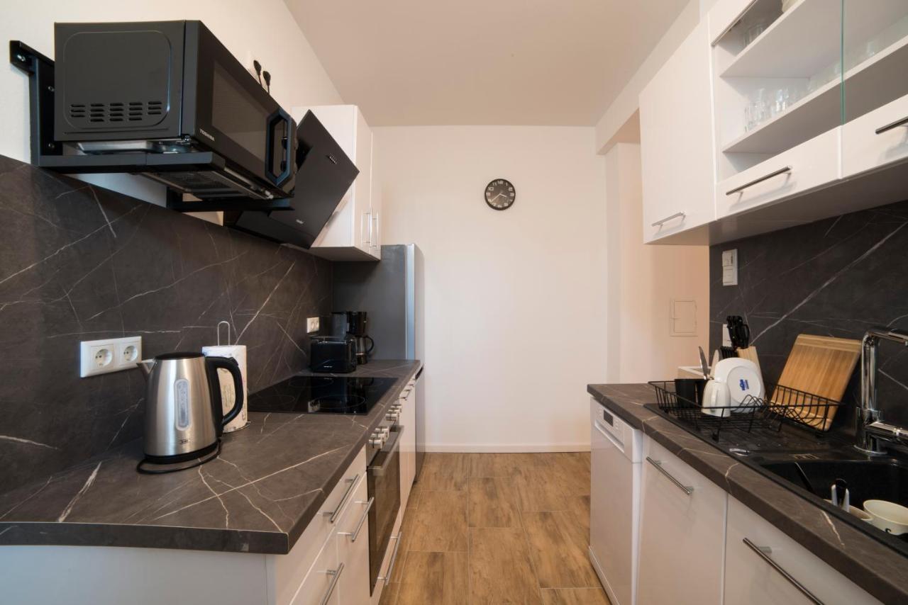 Schoene Ferienwohnung 78M2, 3 Schlafzimmer, 2 Baeder, Zentrumnah, 1Og แอร์ฟวร์ท ภายนอก รูปภาพ