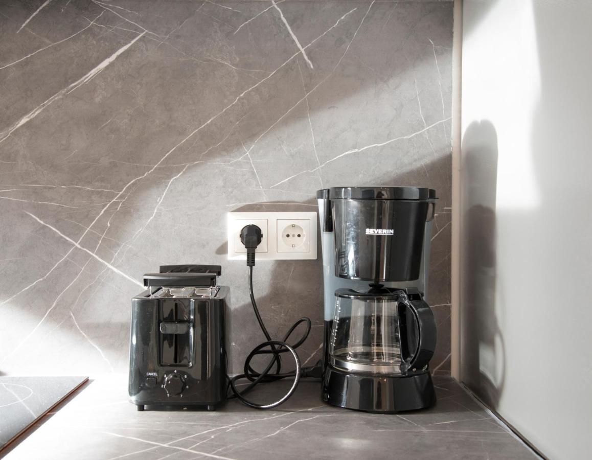 Schoene Ferienwohnung 78M2, 3 Schlafzimmer, 2 Baeder, Zentrumnah, 1Og แอร์ฟวร์ท ภายนอก รูปภาพ